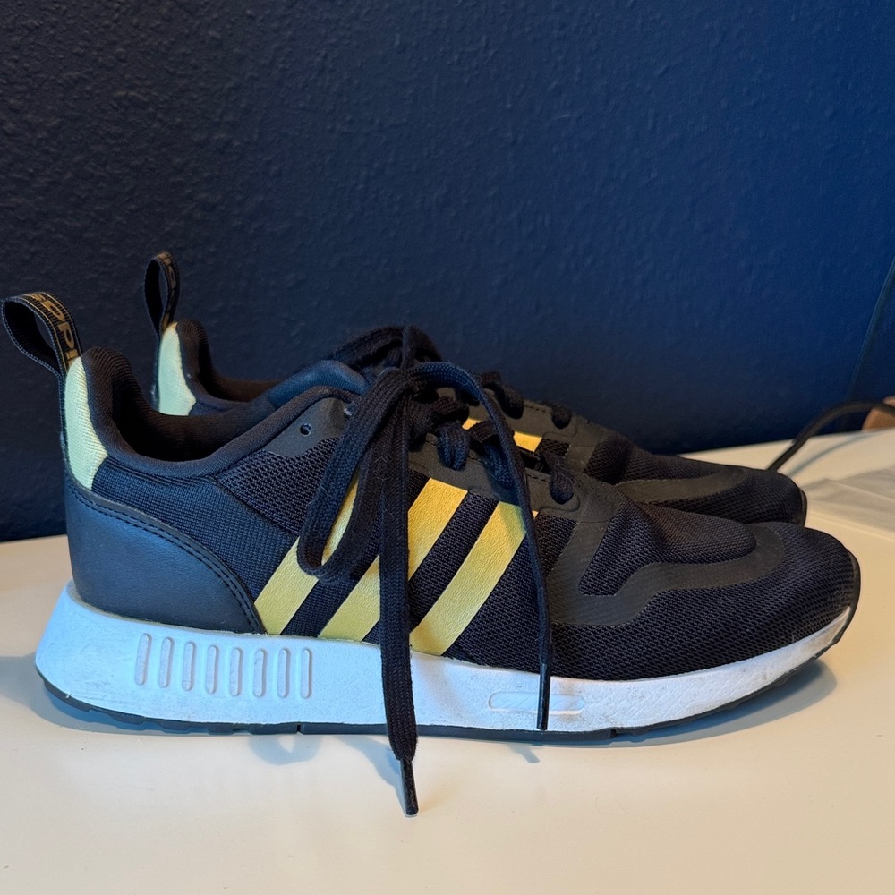 Black and Gold Adidas Product Style Q47130 Core Black/Gold Metallic/White 6.5